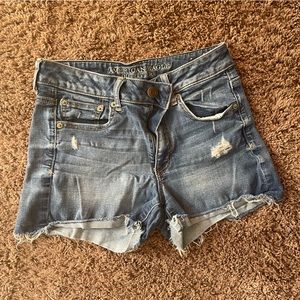 American Eagle jean shorts - W size 8